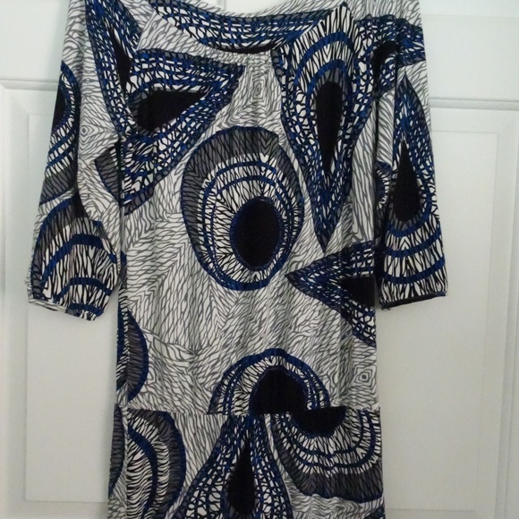 BCBG XS Blue/Gray Dropped Waist Dress-3/4 Sleeves - Picture 4 of 6